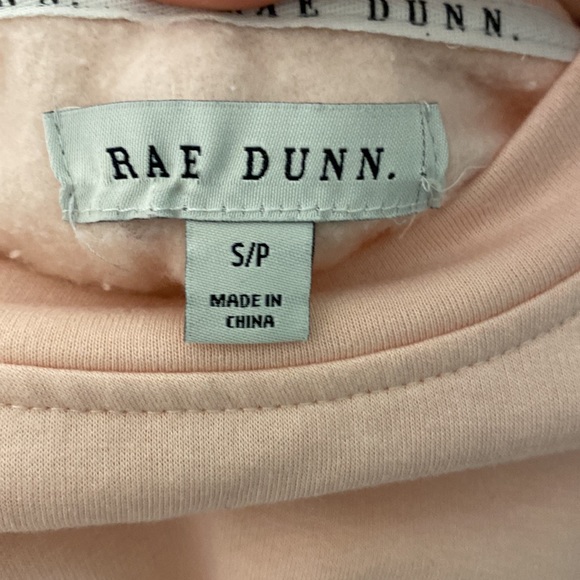Rae Dunn XOXO crewneck - Picture 2 of 3
